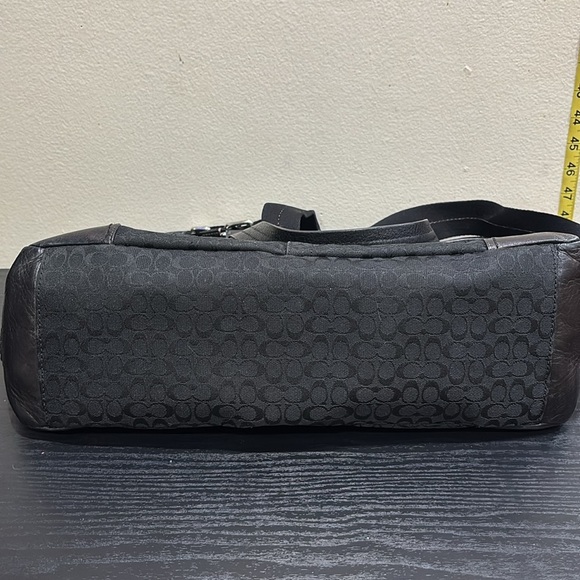 Vintage Coach Black purse - Picture 13 of 14